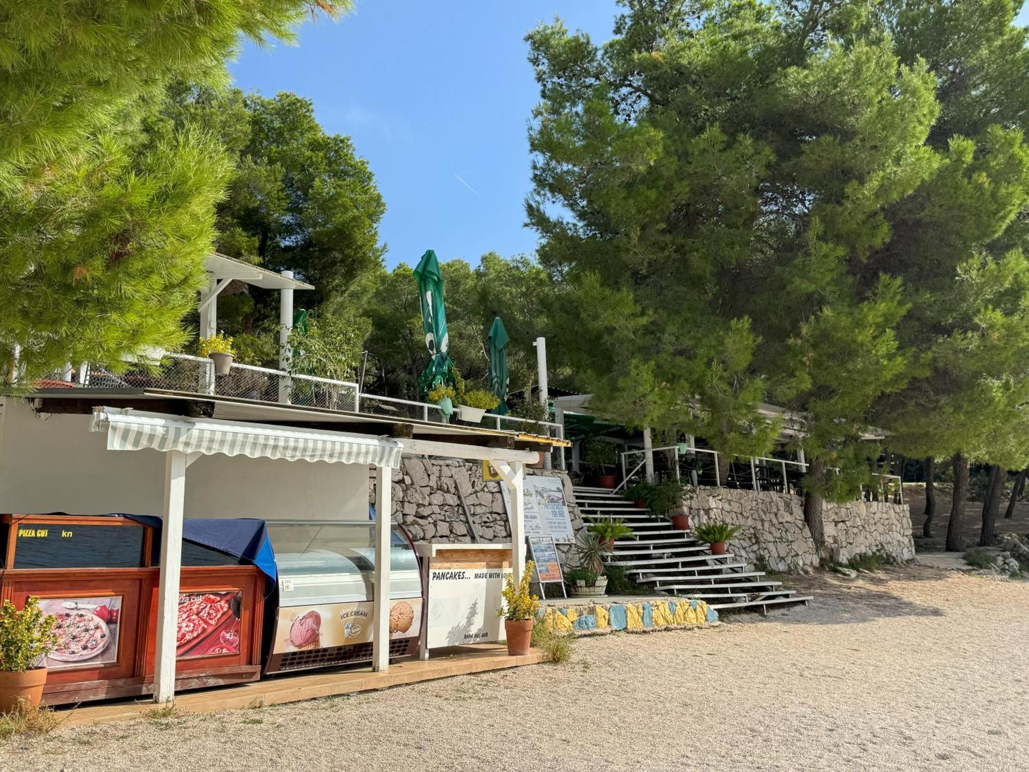 Serenity Mobile House Holiday home Drage