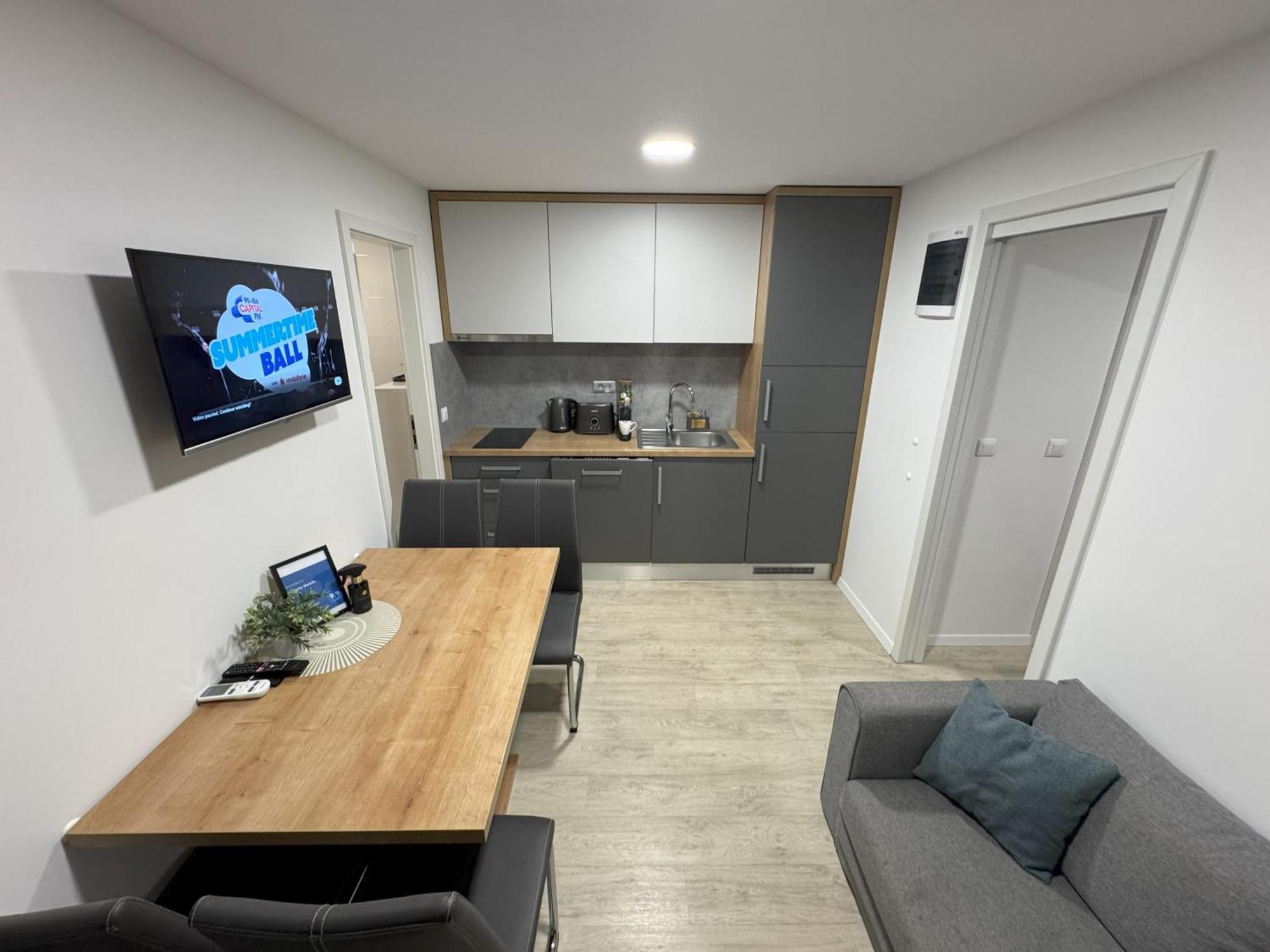 Serenity Mobile House