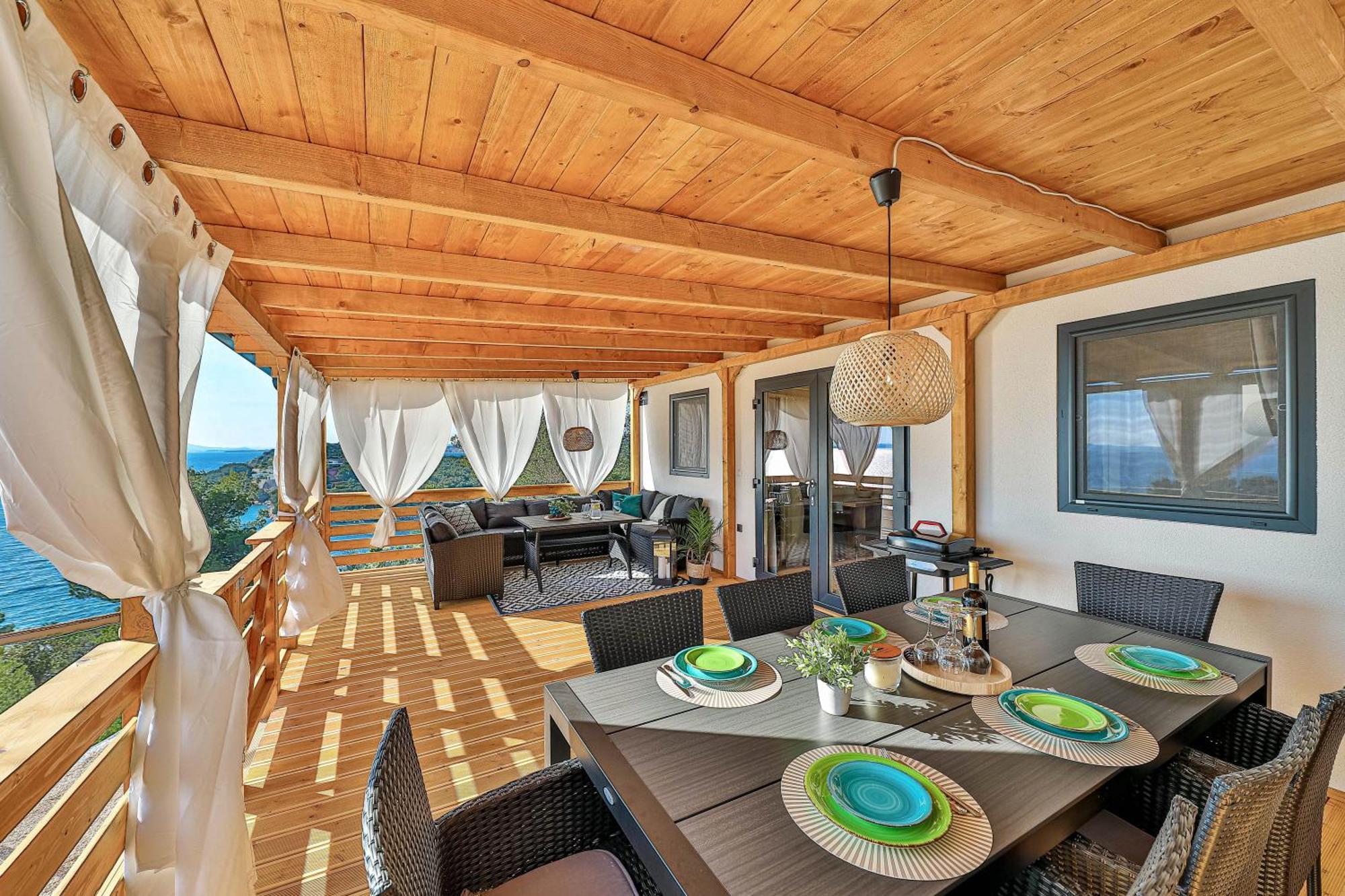 Serenity Mobile House