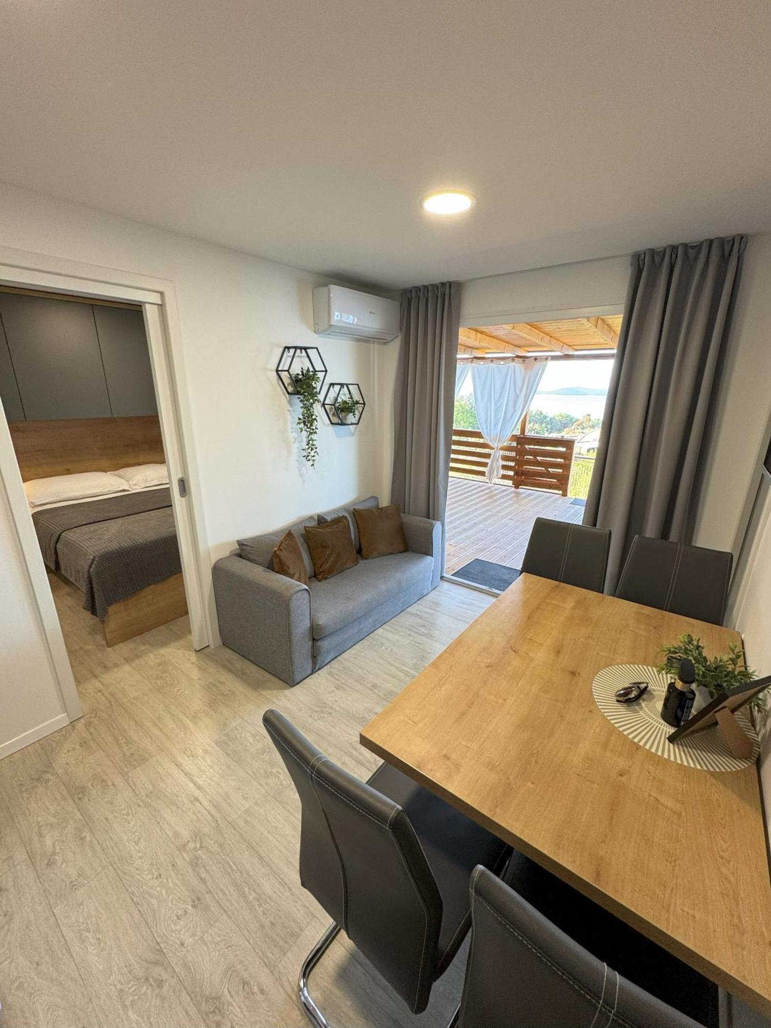 Semesterbostad Serenity Mobile House
